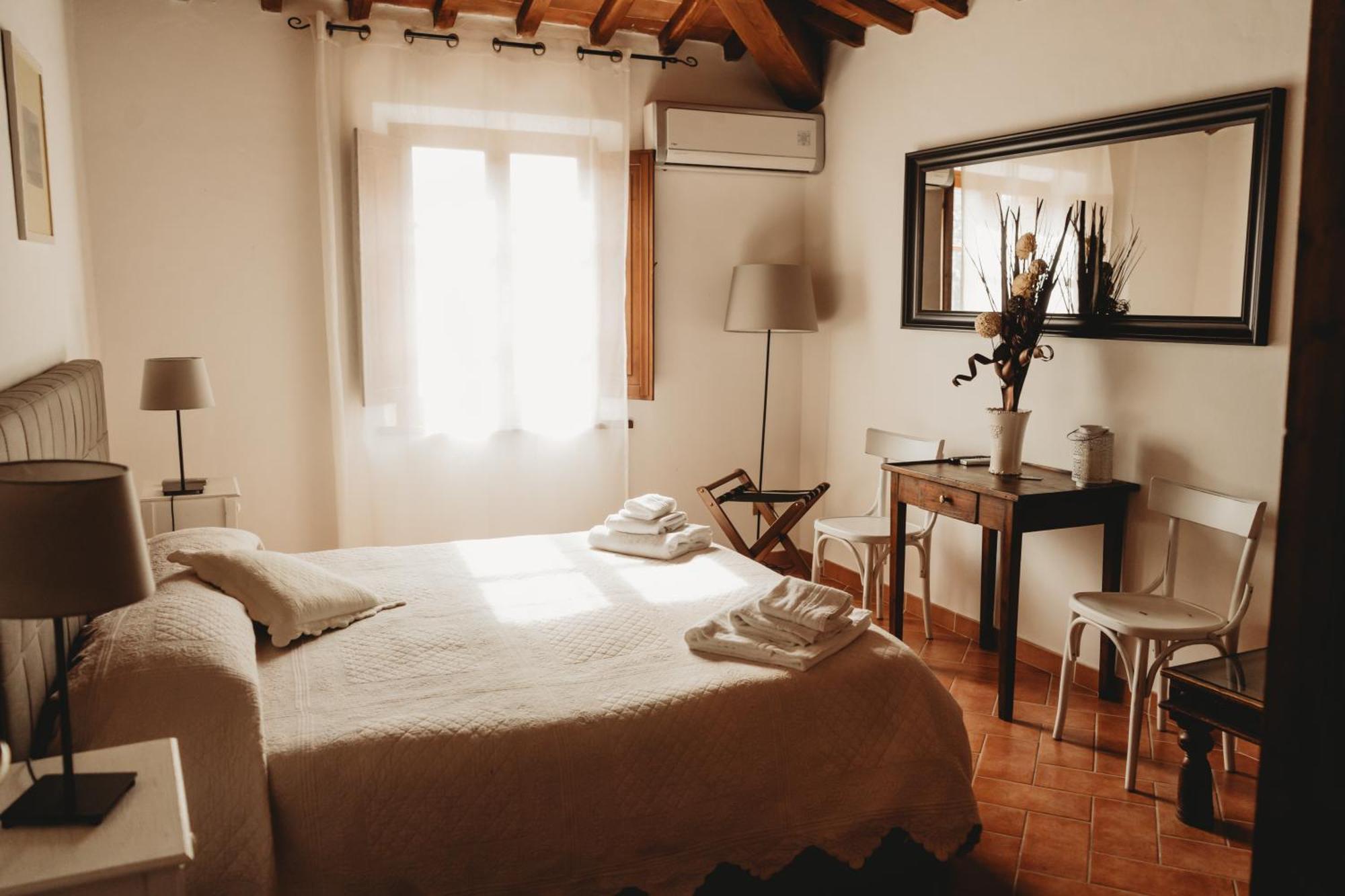 Borgo Terrosi Bed & Breakfast Sinalunga Exterior foto