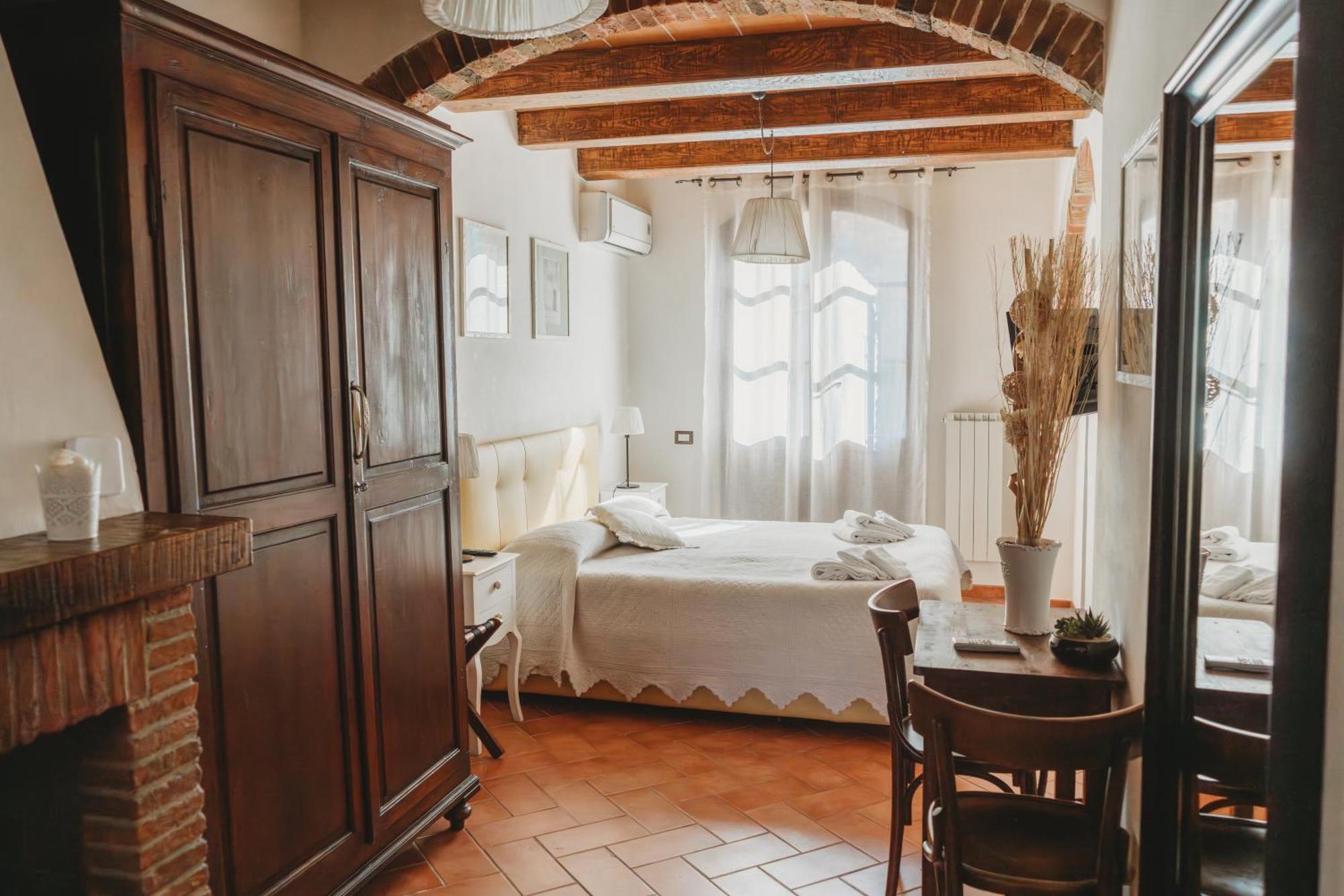 Borgo Terrosi Bed & Breakfast Sinalunga Exterior foto